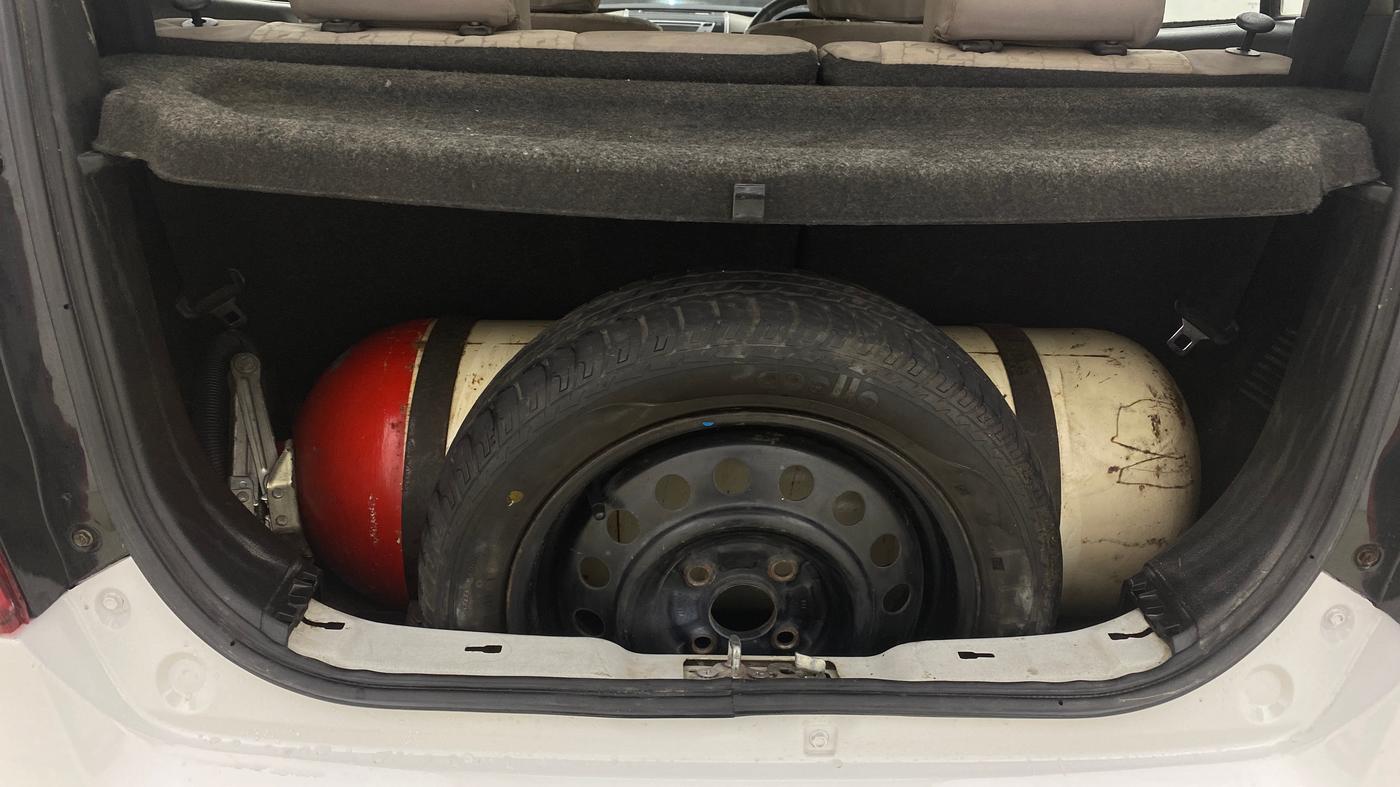 2015 Maruti Wagon R 1.0 VXI, CNG, Manual, 74,994 km, Boot Inside