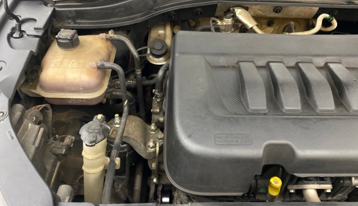 2022 Mahindra XUV700 AX 7 LUXURY D AWD AT 7 STR, Diesel, Automatic, 1,29,475 km, Engine View - Right