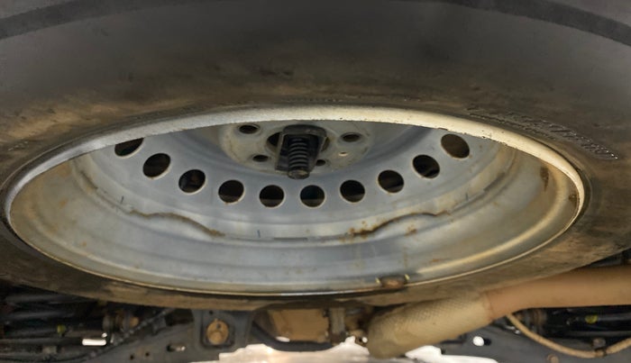 2022 Mahindra XUV700 AX 7 LUXURY D AWD AT 7 STR, Diesel, Automatic, 1,29,475 km, Spare Tyre