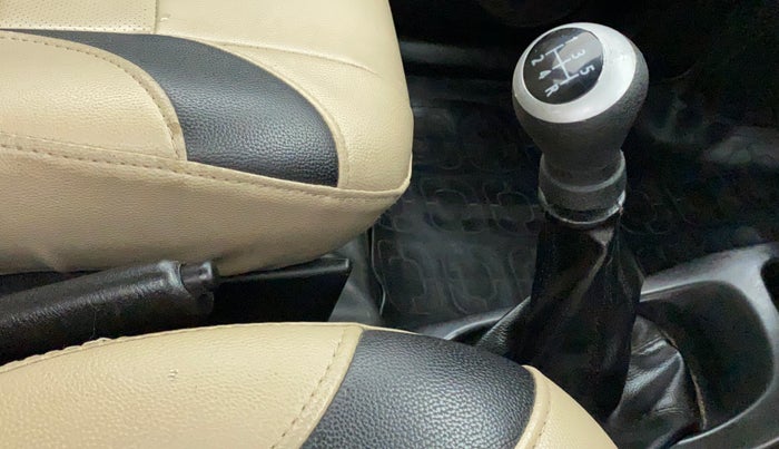 2017 Maruti Wagon R 1.0 LXI CNG, CNG, Manual, 79,186 km, Gear Lever