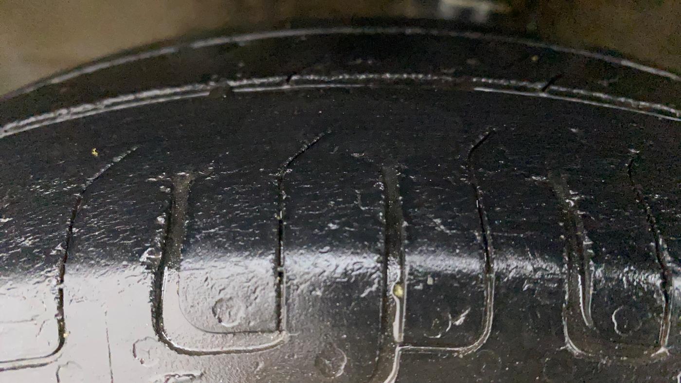 2017 Maruti Wagon R 1.0 LXI CNG, CNG, Manual, 79,186 km, Left Front Tyre Tread