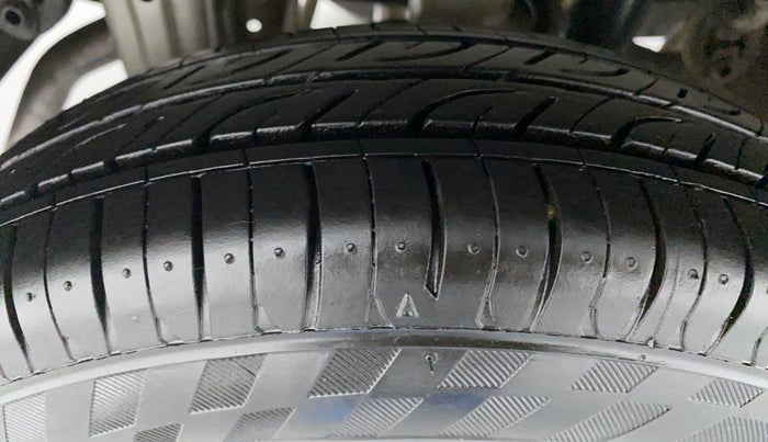 2014 Maruti Alto 800 LXI, Petrol, Manual, 34,441 km, Right Rear Tyre Tread