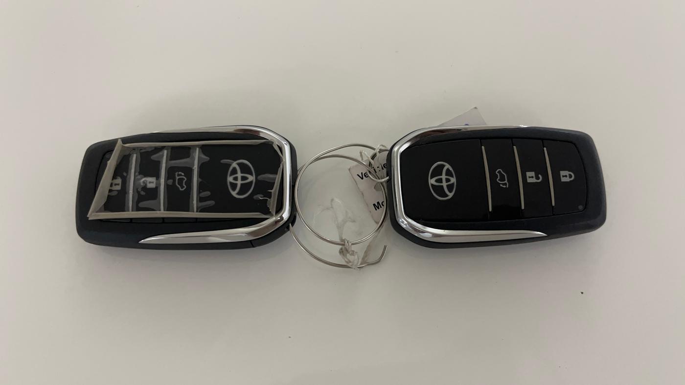 2018 Toyota Fortuner 2.8 4X2 MT, Diesel, Manual, 88,392 km, Key Close Up