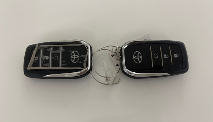 2018 Toyota Fortuner 2.8 4X2 MT, Diesel, Manual, 88,392 km, Key Close Up