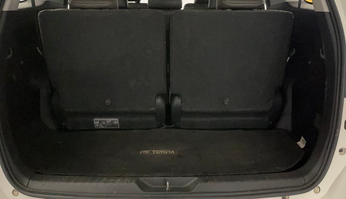 2018 Toyota Fortuner 2.8 4X2 MT, Diesel, Manual, 88,392 km, Boot Inside