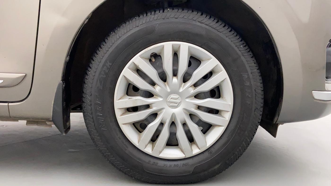 2017 Maruti Dzire VXI, Petrol, Manual, 58,164 km, Right Front Wheel