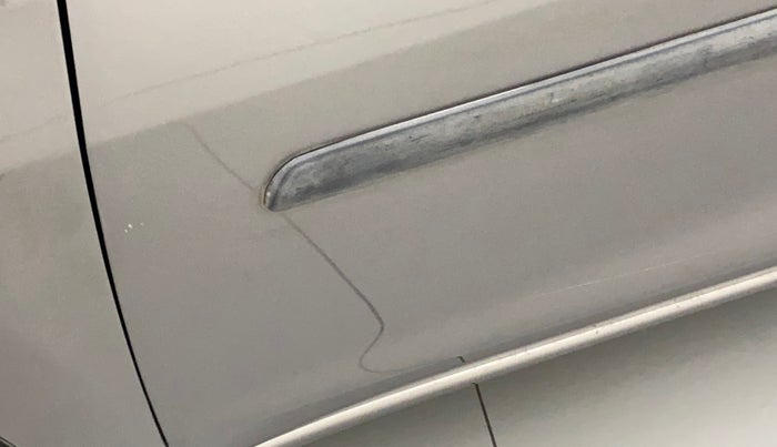 2018 Datsun Go A, Petrol, Manual, 24,089 km, Front passenger door - Minor scratches