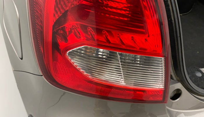 2018 Datsun Go A, Petrol, Manual, 24,089 km, Left tail light - Minor damage