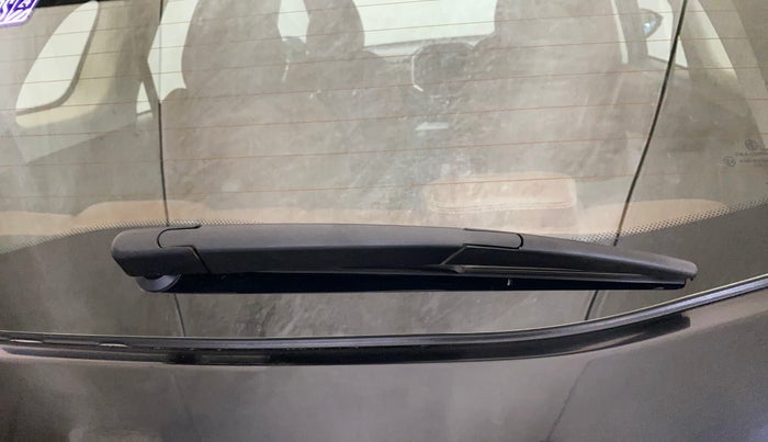 2021 MG HECTOR PLUS SHARP 1.5 PETROL TURBO CVT 6-STR, Petrol, Automatic, 1,14,945 km, Rear Wiper