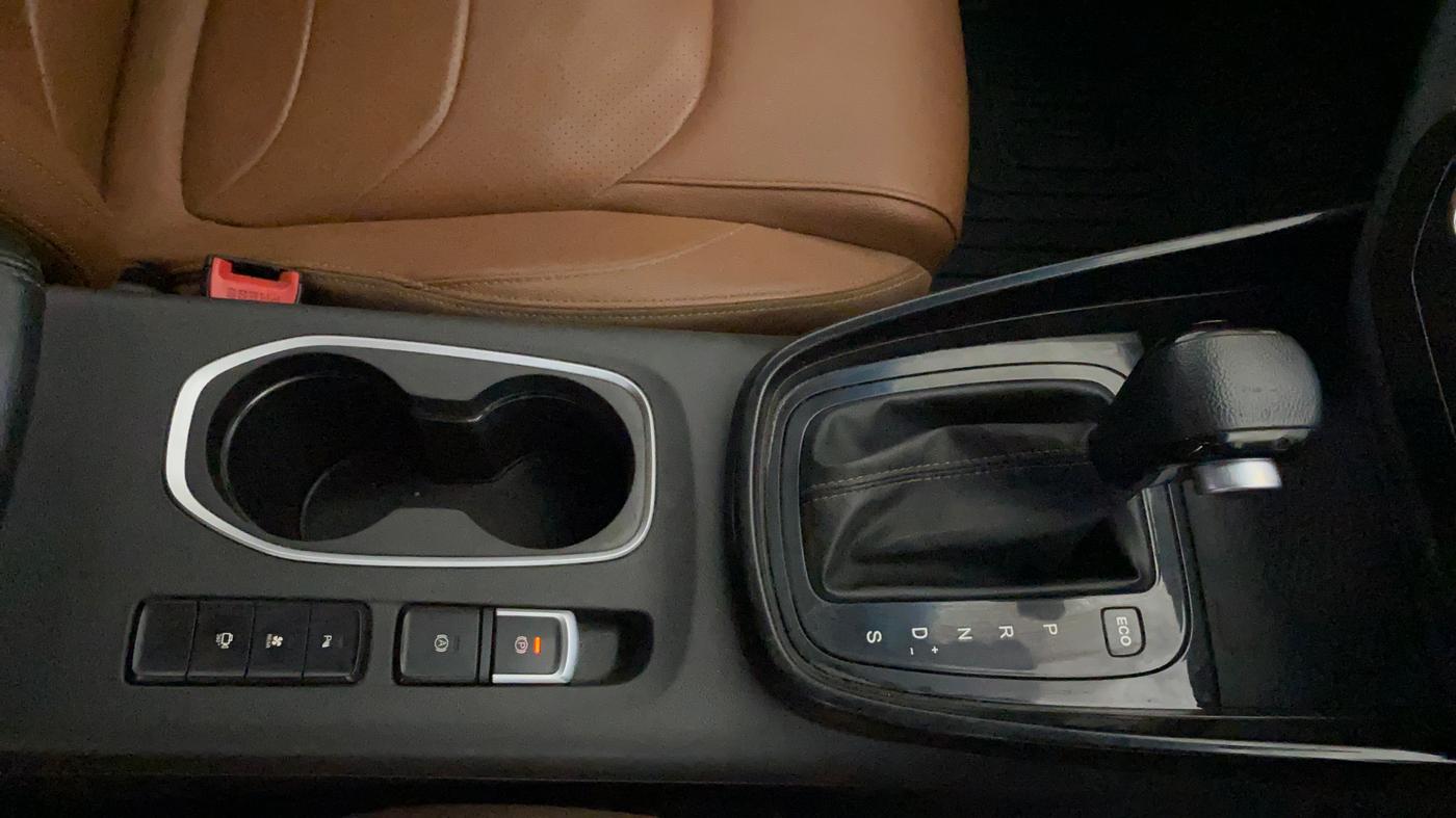 2021 MG HECTOR PLUS SHARP 1.5 PETROL TURBO CVT 6-STR, Petrol, Automatic, 1,14,945 km, Gear Lever