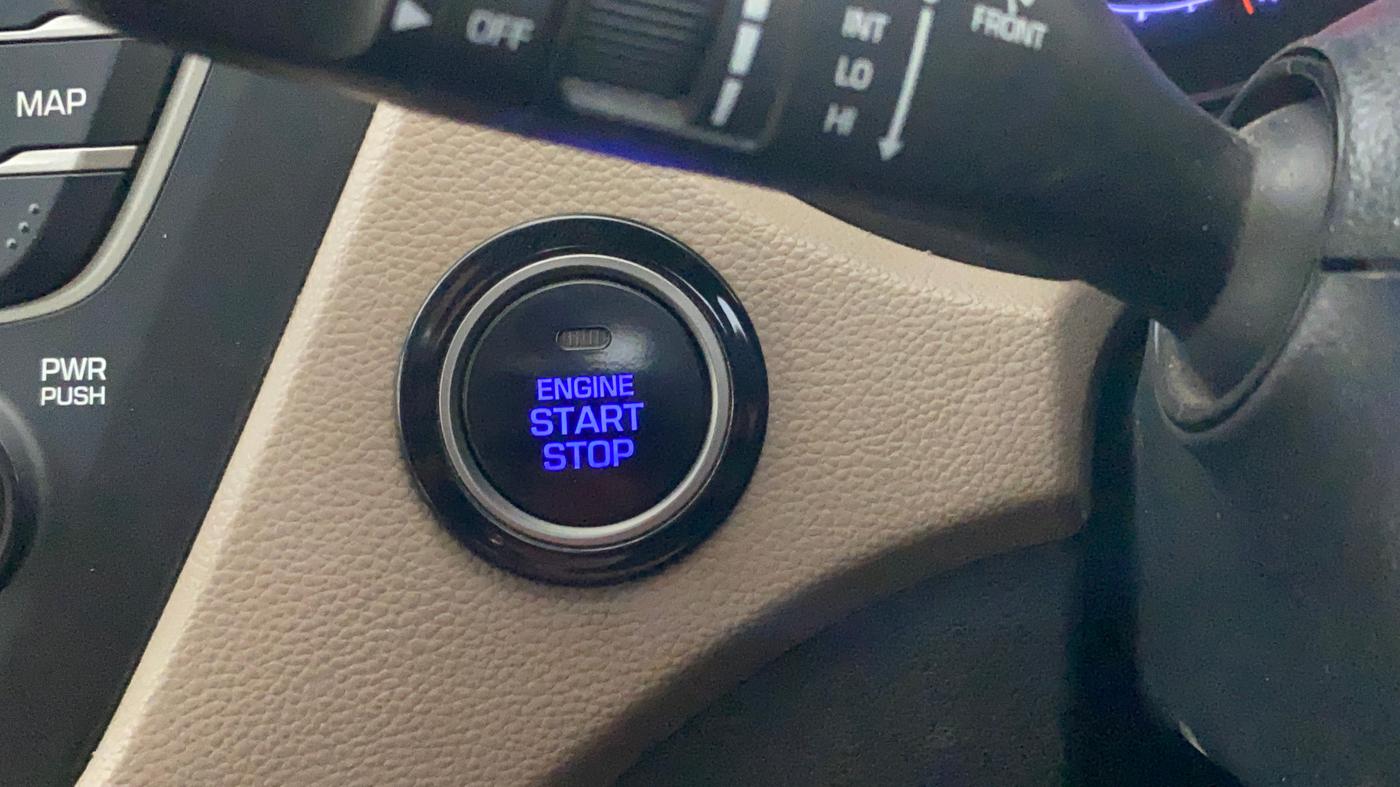 2019 Hyundai Elite i20 ASTA (O) CVT, Petrol, Automatic, 35,757 km, Keyless Start/ Stop Button