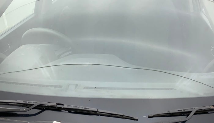 2015 Hyundai Creta S 1.6 PETROL, Petrol, Manual, 45,286 km, Front windshield - Minor spot on windshield
