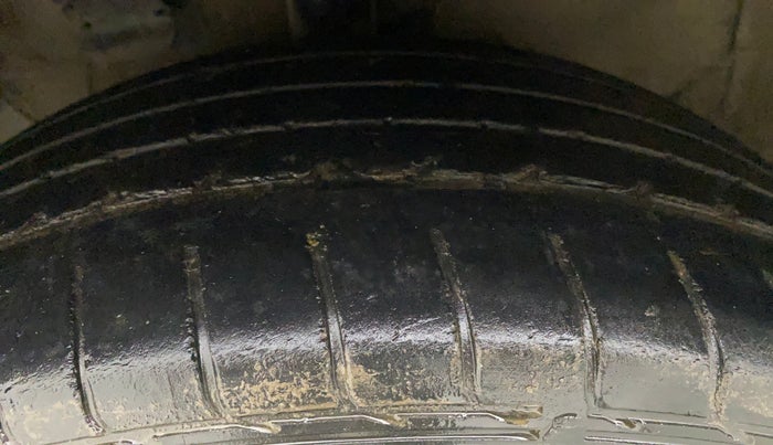 2015 Hyundai Creta S 1.6 PETROL, Petrol, Manual, 45,286 km, Left Front Tyre Tread
