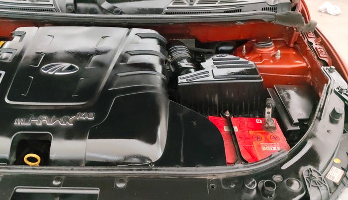 2017 Mahindra XUV500 W9, Diesel, Manual, 1,40,263 km, Engine View - Left