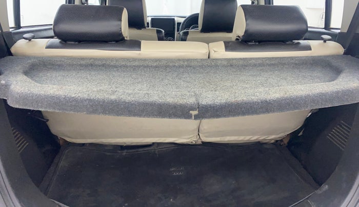 2015 Maruti Wagon R 1.0 VXI AMT, Petrol, Automatic, 92,750 km, Boot Inside
