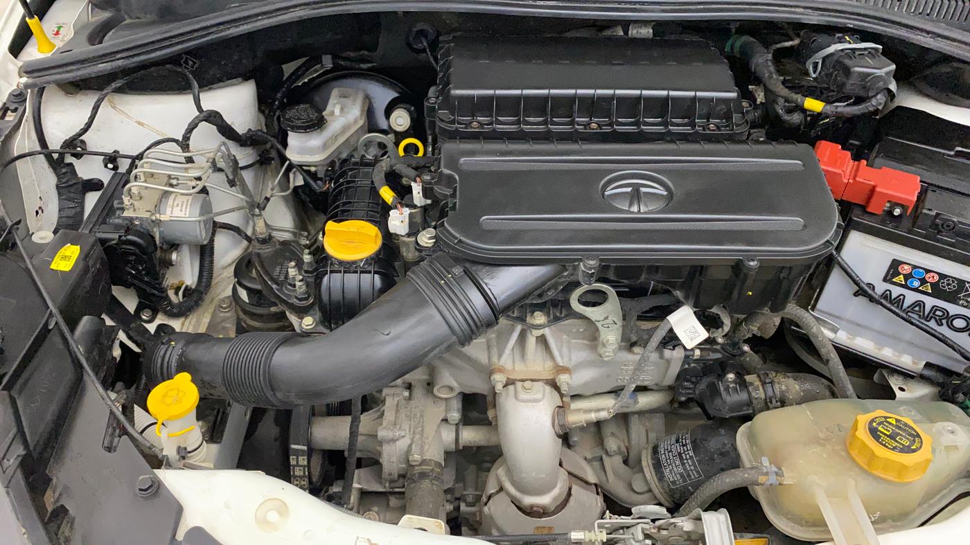 2023 Tata TIGOR XZ PETROL, Petrol, Manual, 17,527 km, Engine View - Right