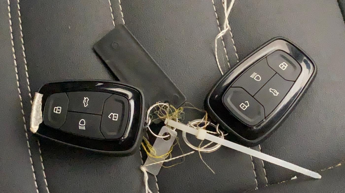 2023 Tata TIGOR XZ PETROL, Petrol, Manual, 17,527 km, Key Close Up