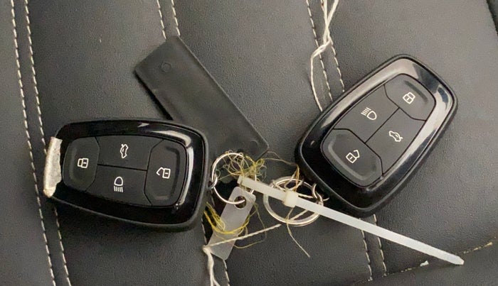 2023 Tata TIGOR XZ PETROL, Petrol, Manual, 17,415 km, Key Close Up