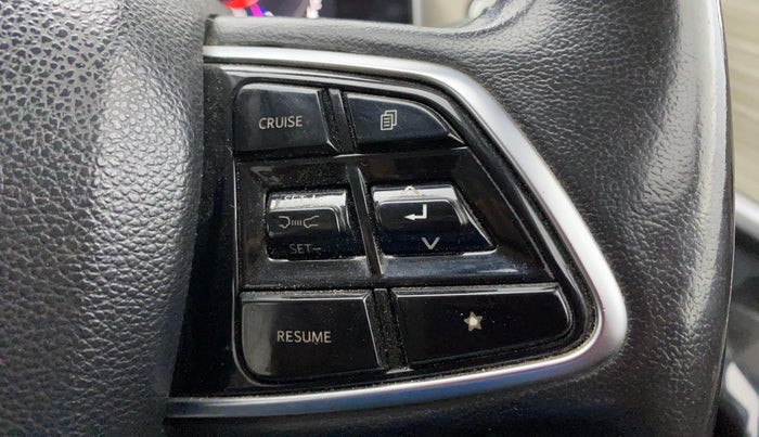 2021 Mahindra XUV700 AX 7 LUXURY P AT 7 STR, Petrol, Automatic, 1,21,757 km, Adaptive Cruise Control