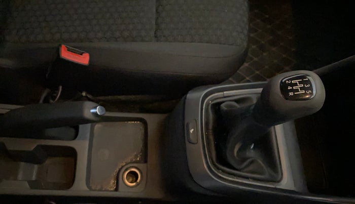 2020 Tata ALTROZ XE PETROL, Petrol, Manual, 61,819 km, Gear Lever