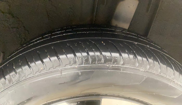 2023 Nissan MAGNITE XV MT, Petrol, Manual, 37,260 km, Left Rear Tyre Tread