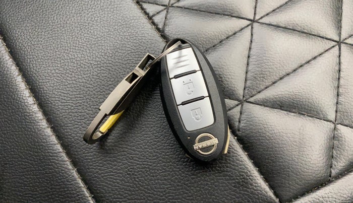 2023 Nissan MAGNITE XV MT, Petrol, Manual, 37,260 km, Key Close Up