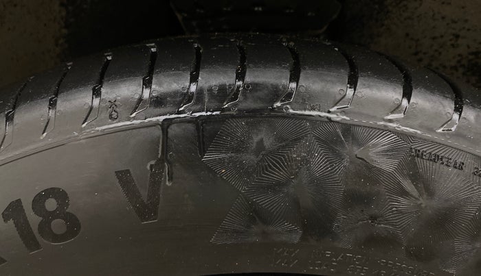 2022 Tata Harrier XZ PLUS 2.0L DARK EDITION, Diesel, Manual, 65,617 km, Left Front Tyre Tread