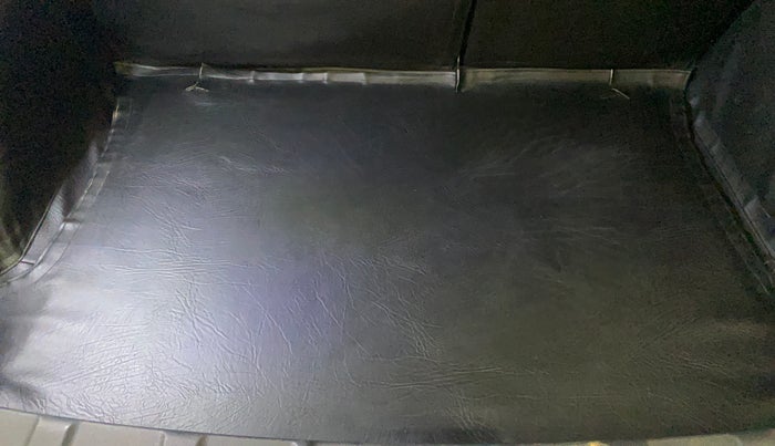 2020 Tata NEXON XZA PLUS SUNROOF DIESEL, Diesel, Automatic, 60,307 km, Boot Inside