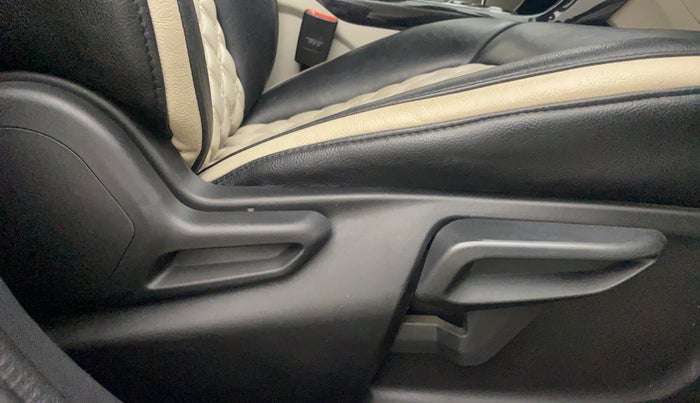 2020 Tata NEXON XZA PLUS SUNROOF DIESEL, Diesel, Automatic, 60,307 km, Driver Side Adjustment Panel