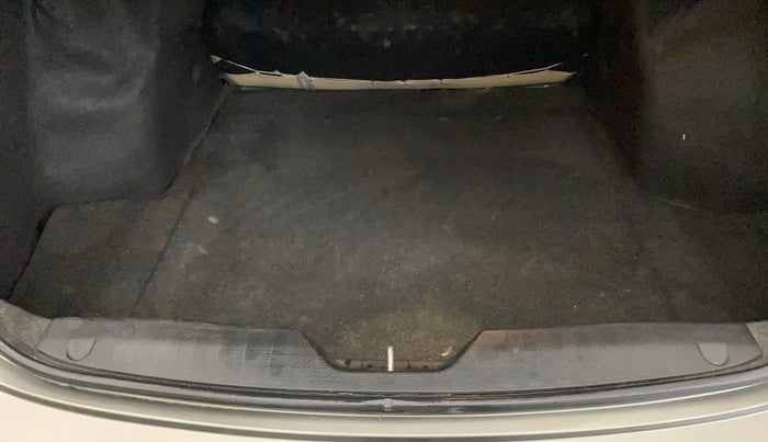 2019 Maruti Ciaz SIGMA 1.5 SHVS MT  PETROL, Petrol, Manual, 50,677 km, Boot Inside