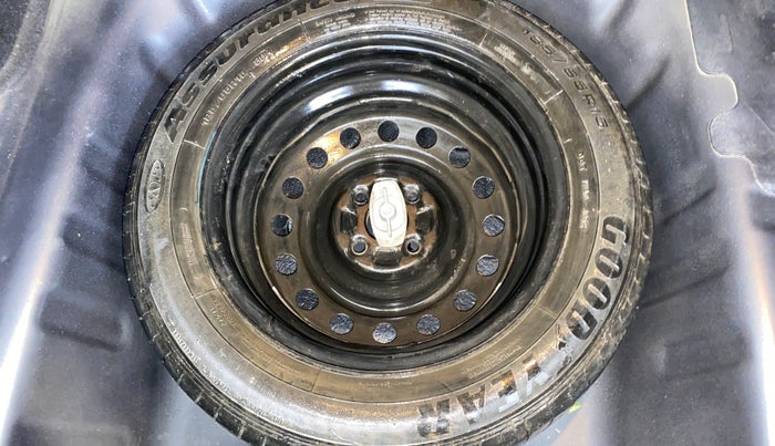 2019 Maruti Ciaz SIGMA 1.5 SHVS MT  PETROL, Petrol, Manual, 50,677 km, Spare Tyre