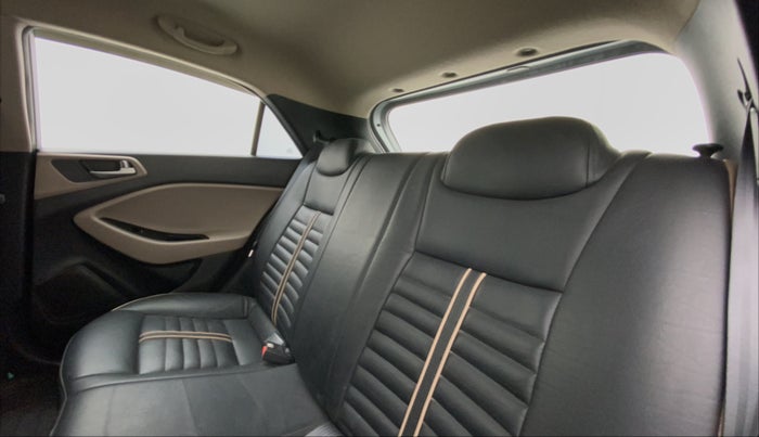 2018 Hyundai Elite i20 MAGNA 1.2, CNG, Manual, 24,973 km, Right Side Rear Door Cabin