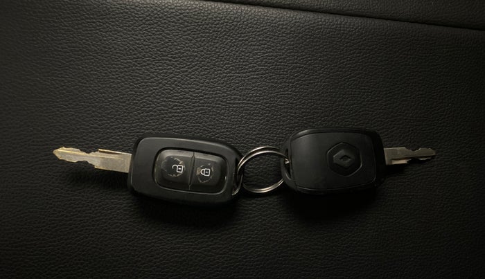 2018 Renault Kwid RXT 1.0 AMT, Petrol, Automatic, 45,654 km, Key Close Up