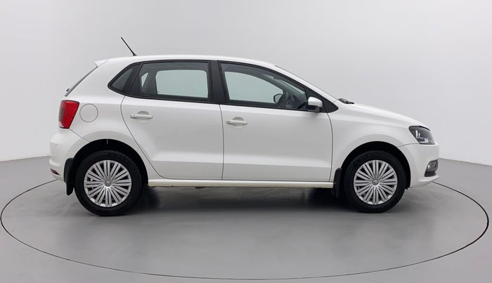 2018 Volkswagen Polo COMFORTLINE 1.0L MPI, Petrol, Manual, 1,01,851 km, Right Side View