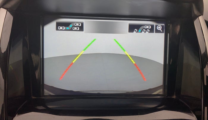 2018 Mahindra XUV500 W11 (O), Diesel, Manual, 89,157 km, Parking Camera