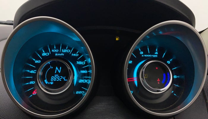 2018 Mahindra XUV500 W11 (O), Diesel, Manual, 89,157 km, Odometer Image