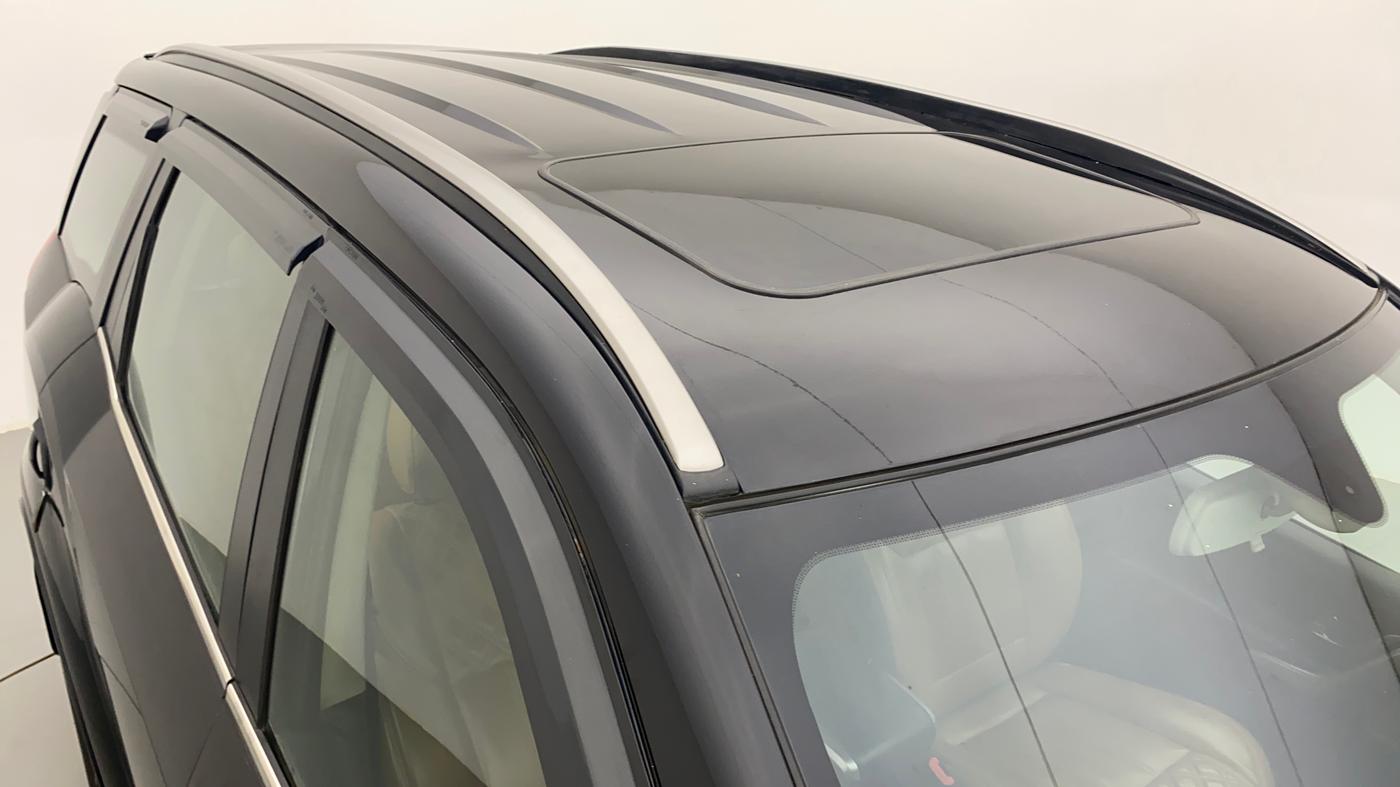 2018 Mahindra XUV500 W11 (O), Diesel, Manual, 89,157 km, Roof