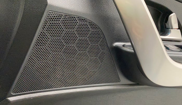 2018 Mahindra XUV500 W11 (O), Diesel, Manual, 89,157 km, Speaker