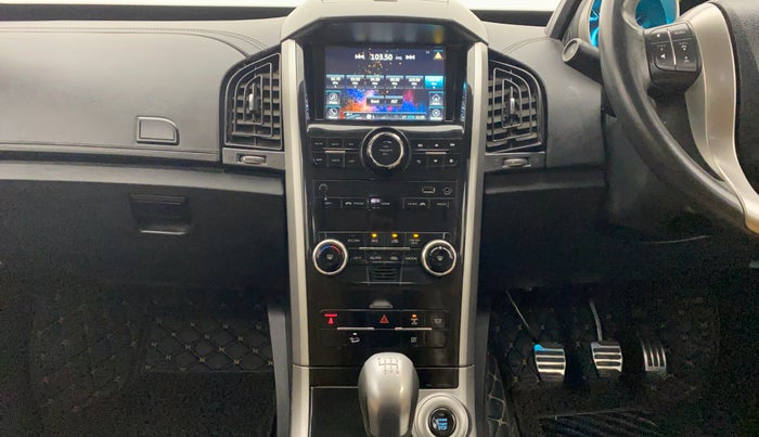 2018 Mahindra XUV500 W11 (O), Diesel, Manual, 89,157 km, Air Conditioner