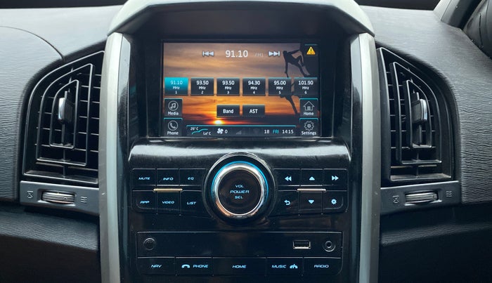 2020 Mahindra XUV500 W9, Diesel, Manual, 42,175 km, Infotainment System