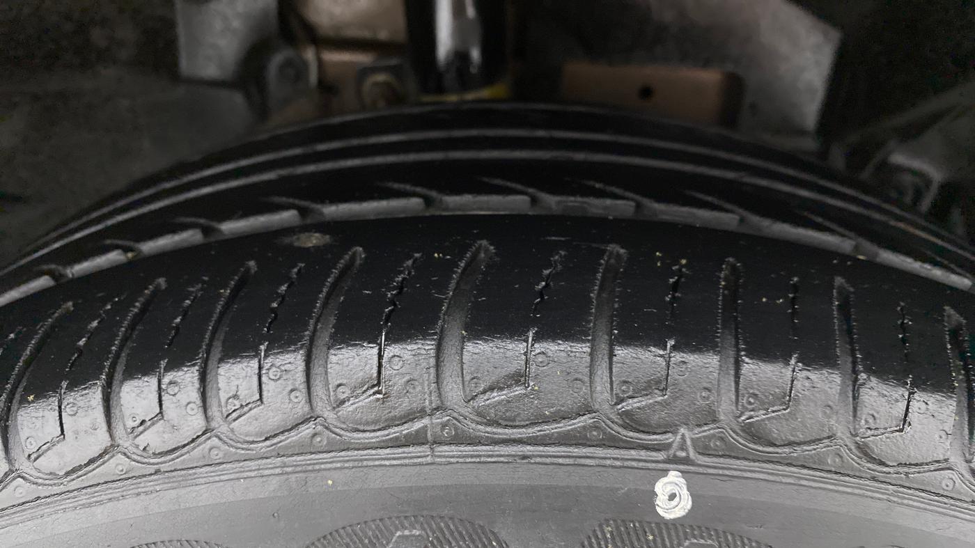 2019 Ford Ecosport TITANIUM + 1.5L PETROL AT, Petrol, Automatic, 83,865 km, Right Front Tyre Tread