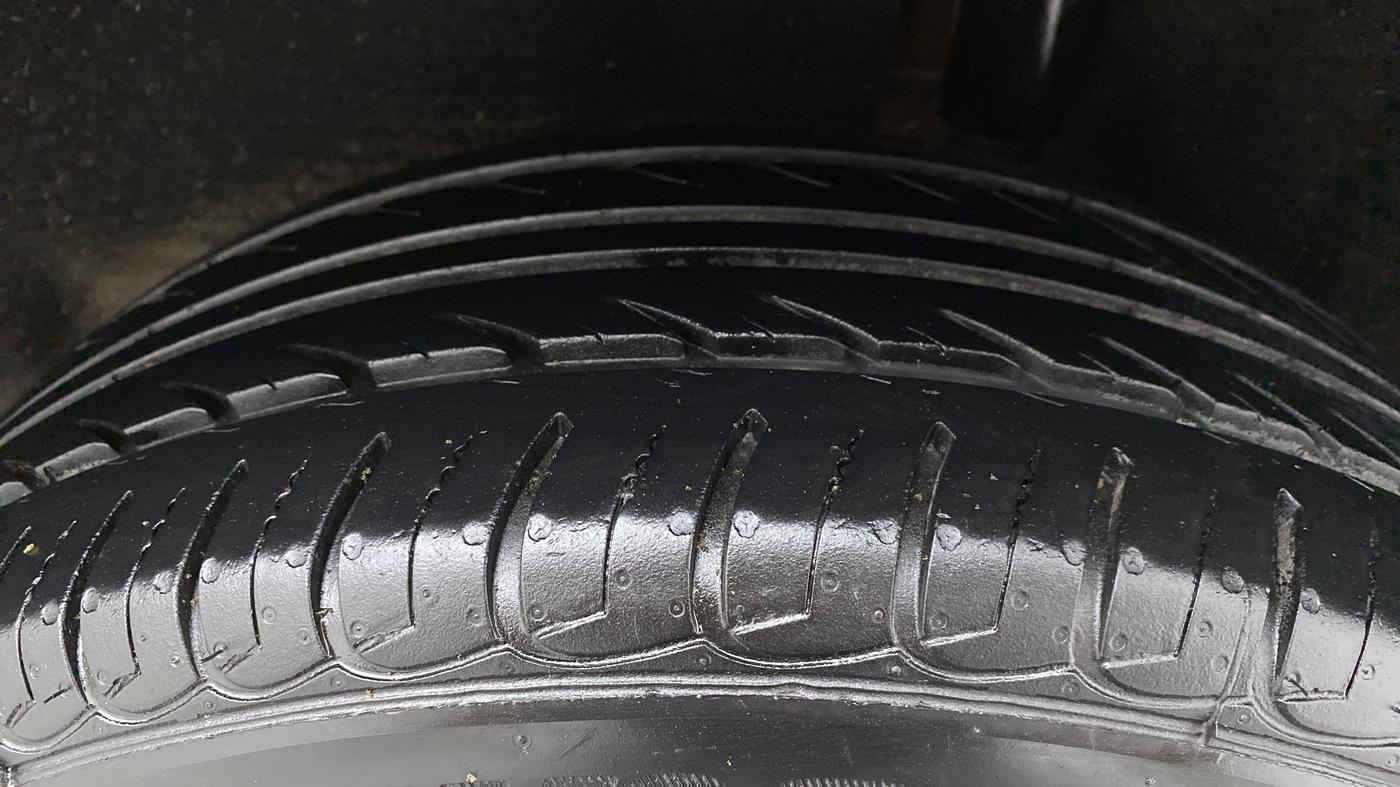 2019 Ford Ecosport TITANIUM + 1.5L PETROL AT, Petrol, Automatic, 83,865 km, Left Rear Tyre Tread
