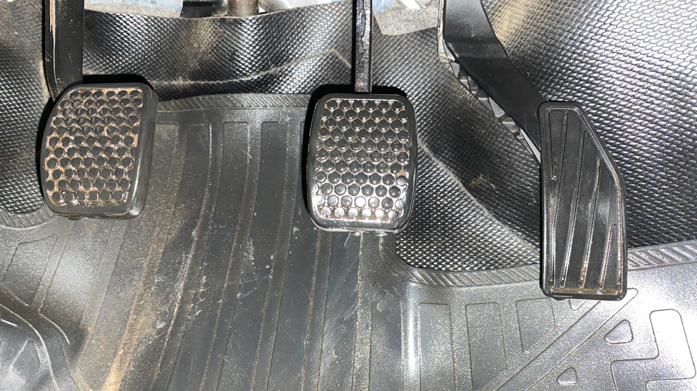 2020 Maruti Alto LXI CNG, CNG, Manual, 54,362 km, Pedals