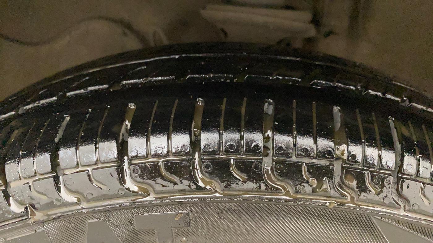 2020 Maruti Alto LXI CNG, CNG, Manual, 54,362 km, Left Front Tyre Tread