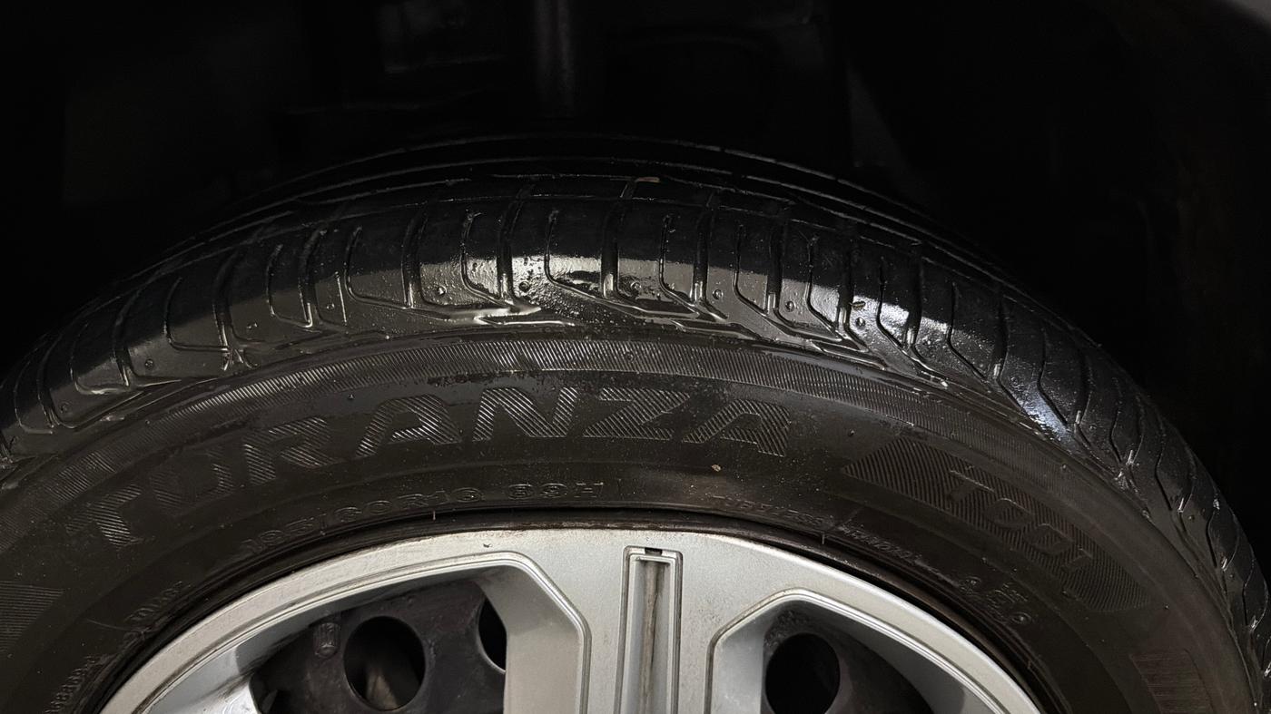 2022 Tata NEXON XM PETROL, Petrol, Manual, 21,606 km, Left Front Tyre Tread