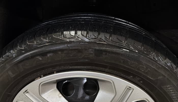 2022 Tata NEXON XM PETROL, Petrol, Manual, 21,606 km, Right Rear Tyre Tread