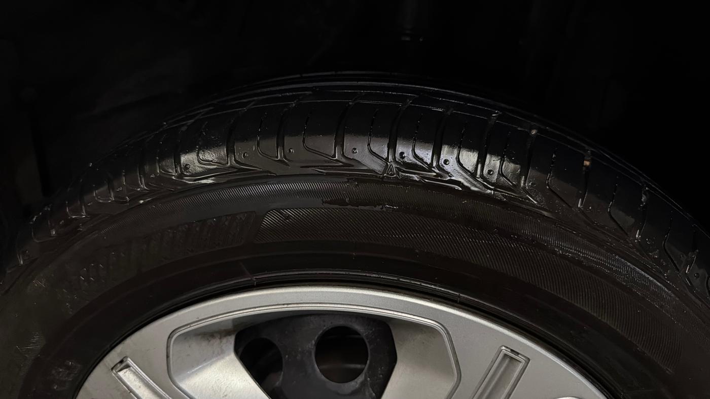 2022 Tata NEXON XM PETROL, Petrol, Manual, 21,606 km, Left Rear Tyre Tread
