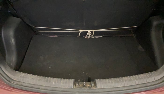 2016 Hyundai Grand i10 MAGNA 1.2 KAPPA VTVT, Petrol, Manual, 69,860 km, Boot Inside