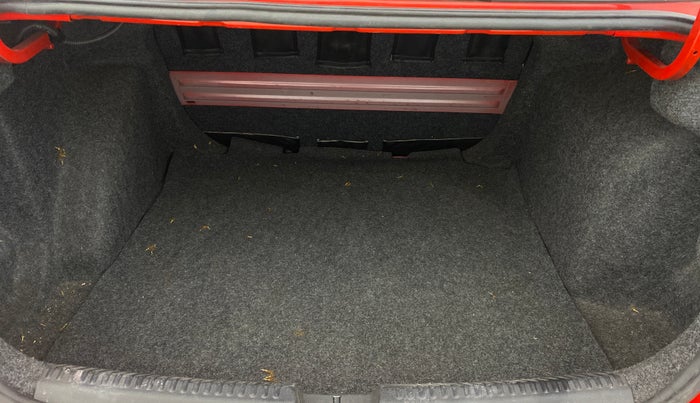 2018 Skoda Rapid STYLE 1.6 MPI AT, Petrol, Automatic, 42,741 km, Boot Inside