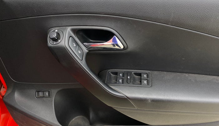 2018 Skoda Rapid STYLE 1.6 MPI AT, Petrol, Automatic, 42,741 km, Driver Side Door Panels Control